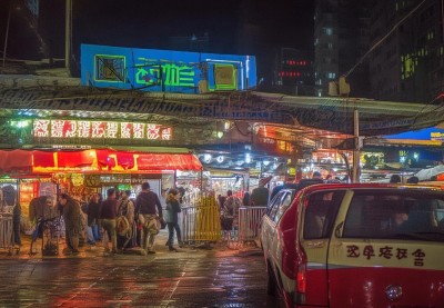 武汉周末怎么玩：超全旅游攻略带你吃遍万松园美食，夜游黄鹤楼，骑行东湖绿道